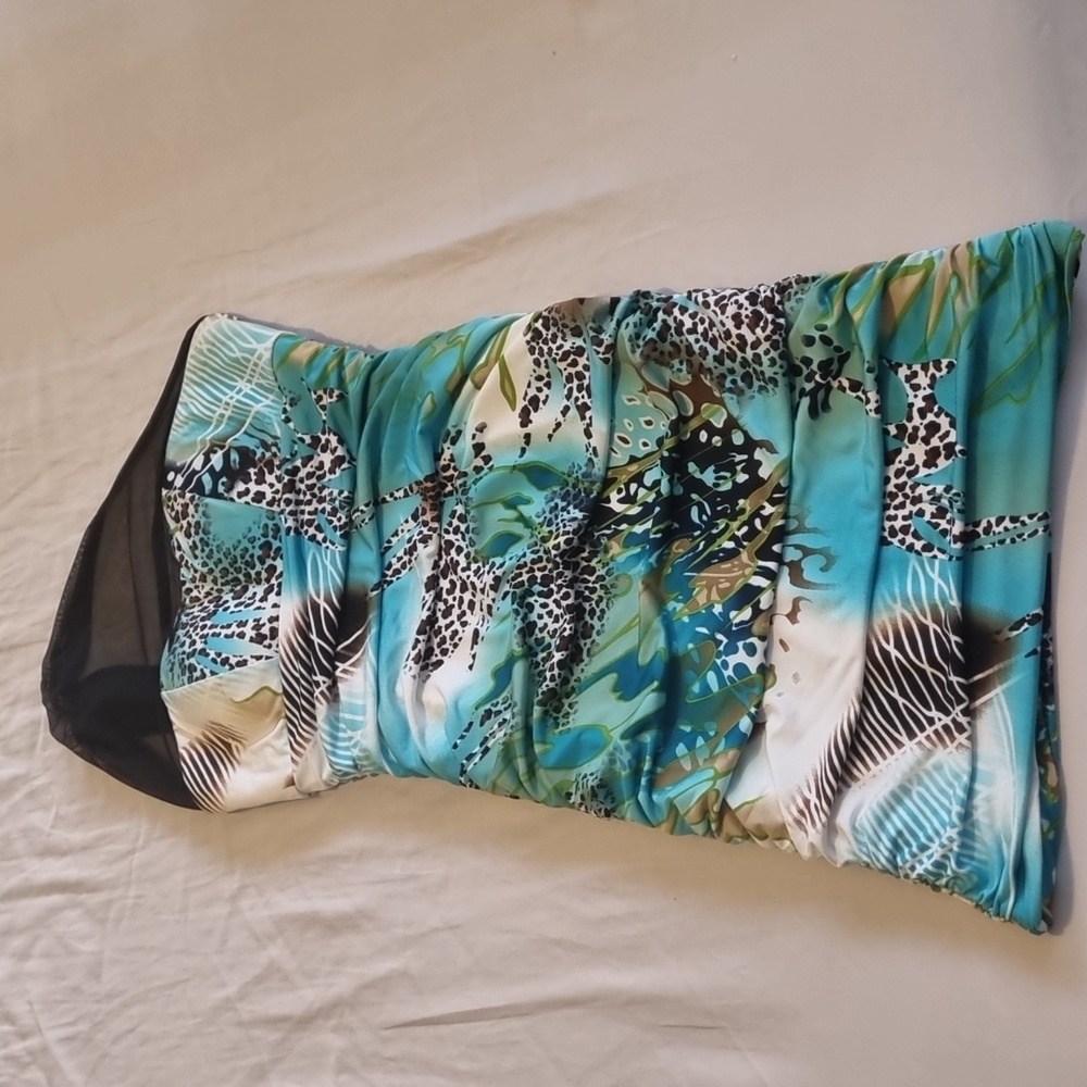 Beautiful cocktail dress - Picture 1 of 4